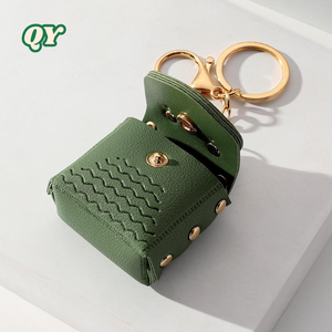 QY เคสหูฟังรูปกบการ์ตูนน่ารักกระเป๋าใส่เหรียญพวงกุญแจเครื่องประดับรถจี้เสน่ห์สำหรับผู้หญิงเด็กผู้หญิง - Product Image 2