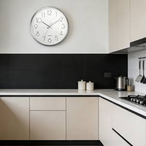 Horloge murale suspendue en aluminium blanc de 12 pouces avec chiffres 3D en métal, style nordique, mouvement à quartz, pour salon scandinave, galerie d'art lumineuse - Product Image 3