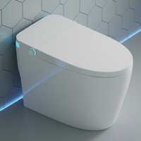 Toilettes intelligentes modernes sans réservoir avec affichage numérique LED pour projets de maisons d'hôtes de luxe