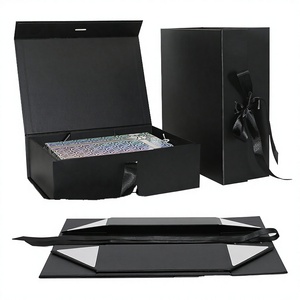 Boîte cadeau en carton renforcé en acier magnétique noir de haute qualité avec logo personnalisé, estampage à chaud et emballage pliable avec ruban - Product Image 3