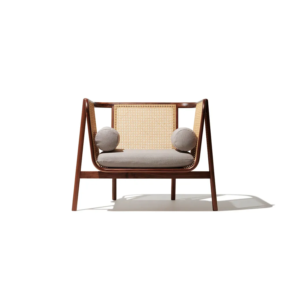 Meubles exclusifs brun Hem lounge chair canapé armé en bois chaise d'hôtel en bois de teck et rotin d'Indonésie