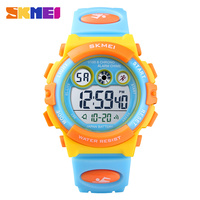 Sport SKMEI vente en gros 1451 lumineux 7 couleurs lumière bracelet en polyuréthane nager étanche montres numériques pour les enfants