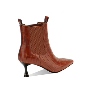 <span class=keywords><strong>Bottines</strong></span> <span class=keywords><strong>Chelsea</strong></span> pour femmes Moncheer, effet croco, talon kitten, bout pointu, <span class=keywords><strong>bottines</strong></span> à <span class=keywords><strong>la</strong></span> cheville, bottes tendance automne-hiver - Product Image 2