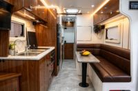 Caravane tout-terrain compacte moderne Kinlife avec auvent et évier pour usage extérieur – Remorque de voyage