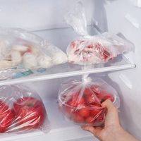Groothandel op maat gemaakte PE produceerzakken rol supermarkt transparante plastic zak voor brood fruit groenten keuken gebruik vriezer opbergzak