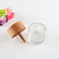 Vente en gros de flacons de parfum/désodorisant en verre de 60 ml avec bouchon à vis en bois et impression sérigraphique