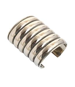 Bracelet manchette moderne plaqué argent pour femme, ajustable, ouvert, élégant, bijou de créateur, idéal pour les soirées, cadeau - Product Image 1