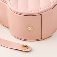 Boîte à bijoux en cuir personnalisée en forme de cœur romantique, miroir, étui de voyage, boucles d'oreilles, bagues, doublure en velours, organisateur portable, cadeau