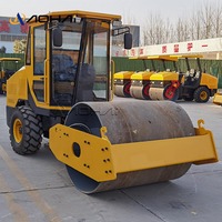 Mini rouleau compresseur statique compact de 8 tonnes de capacité petit compacteur machine vibrante de rouleau compresseur pour noyau de moteur de construction
