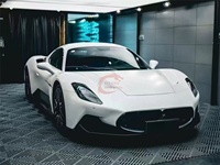 Lèvre avant en fibre de carbone de style OEM de haute qualité pour Maserati MC20 – Kit carrosserie de lèvre de pare-chocs avant en fibre de carbone pour mise à niveau