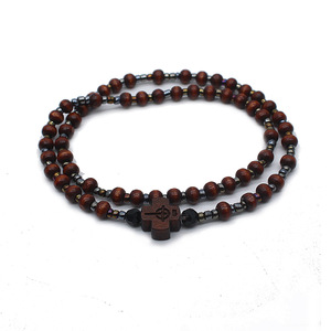 2024 all'ingrosso 59 Mini <span class=keywords><strong>rosario</strong></span> perline di legno perline elastiche Yago nero croce perline <span class=keywords><strong>rosario</strong></span> bracciale <span class=keywords><strong>da</strong></span> polso per gli uomini - Product Image 1