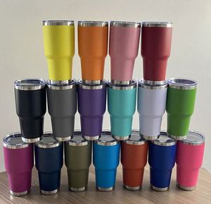 แก้วกาแฟฝาปิดแม่เหล็ก ขนาด 20 ออนซ์ 30 ออนซ์ แบบขายส่ง แก้วสแตนเลสสองชั้นพร้อมหลอดดูด แก้วเบียร์โลหะ แก้วน้ำร้อนแบบพกพา - Product Image 5