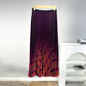 Falda plisada informal transpirable con estampado degradado y cintura natural, talla grande, holgada, estilo maxi, ropa a granel, nueva llegada PY 2026 - Product Image 4