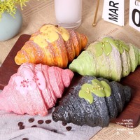 Croissant en PU souple parfumé, réaliste, à remontée lente, anti-stress, jouet de décompression, nouveauté, cadeau pour filles et garçons 14 ans et plus