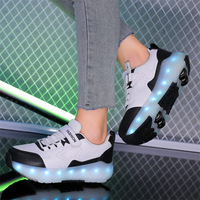 Patins à roulettes en polyuréthane à LED rechargeables, à double rangée de roues, pour enfants et adultes, toutes saisons, vente en gros transfrontalière directe usine