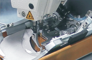 Machine à coudre industrielle RONMACK RM-3020MY automatique pour casquettes à visière, point noué, une aiguille, coupe-fil, 220V, Neuve - Product Image 2