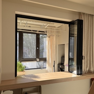 Fenêtre en aluminium et <span class=keywords><strong>PVC</strong></span> pliable horizontale économique avec isolation phonique et thermique pour cuisine et hôtel - Product Image 2