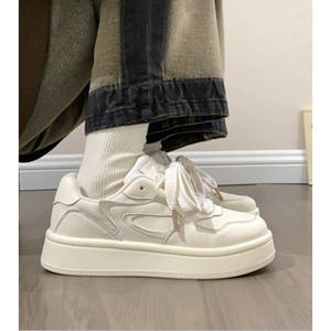 2025 nuevas zapatillas informales blancas para mujer, zapatos ligeros de suela gruesa para caminar, versátiles para estudiantes de verano, INS Original - Product Image 1