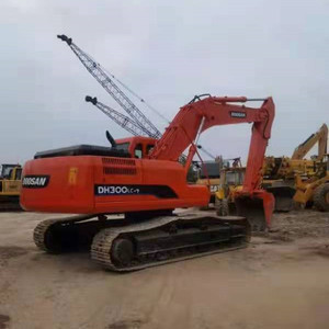 Prix moins cher, pelle sur chenilles Doosan 300LC-7 d'occasion en bon état - Product Image 2