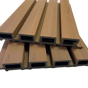 Beau panneau mural en WPC Anti-termites Co-extrusion WPC Panneau de flûte Mur composite Villa en bois - Product Image 4