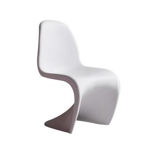<span class=keywords><strong>Chaise</strong></span> de salle à manger en plastique Nordic Pantone, style créatif français, design viral, minimaliste moderne, personnalisable - Meubles en fibre de verre - Product Image 5