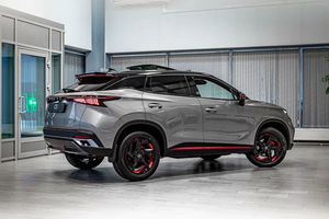 2023 Chery Omoda 5 <span class=keywords><strong>C5</strong></span> voiture <span class=keywords><strong>hybride</strong></span> nouveau <span class=keywords><strong>prix</strong></span> SUV compact voiture à essence moins cher voiture haute performance - Product Image 3