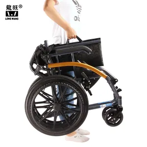 เก้าอี้ล้อแบบพับได้,อุปกรณ์ดูแลสุขภาพเก้าอี้ล้อเลื่อนแบบแมนนวลน้ำหนักเบาสำหรับผู้สูงอายุและผู้พิการ