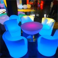 Bar lumineux boîte de nuit en plastique Mobile maison meubles de fête LED Table de salon en plein air