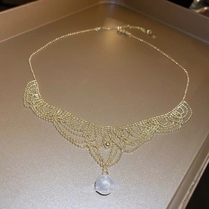 Collier en dentelle avec chaîne de clavicule en perles d'eau douce naturelles plaqué or 14 carats, design rétro de luxe, style palais, mode superposée, soirée - Product Image 2