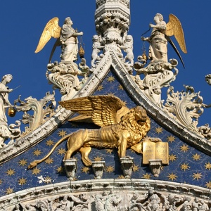 Estatua artística de bronce de Animal de fundición, escultura de León alado de bronce para decoración de Hotel de cinco estrellas - Product Image 4