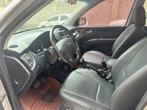<span class=keywords><strong>Kia</strong></span> <span class=keywords><strong>Sportage</strong></span> 2.0L <span class=keywords><strong>2016</strong></span> en Oferta, Vehículo Usado de Pasajeros, 5 Asientos, Cuero, Techo Solar Individual, SUV de Gasolina de <span class=keywords><strong>Segunda</strong></span> <span class=keywords><strong>Mano</strong></span>, FOB - Product Image 3