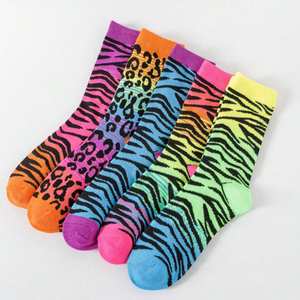 Calzini Mid-Tube leopardati da donna a quattro stagioni in maglia traspirante alla caviglia con motivo animale per uso quotidiano primaverile - Product Image 1