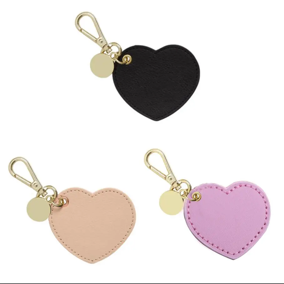 2024 new leather keychain love heart shaped leather key chain Leather Heart Key Ring for bag pendant accessory