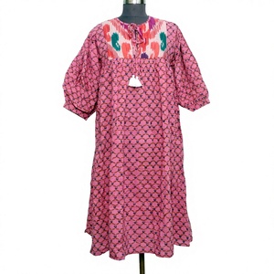 Lot de 2 Robes Midi Bohèmes d'Été Coupe Trapèze, Imprimé Floral Doux, 100% Coton, Col en V, à Paillettes, Décontractées, Manches 3/4, Lavables, Coupe Ample - Product Image 1