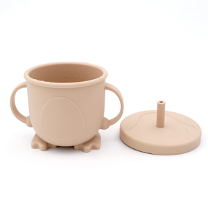 Gobelet d'apprentissage en silicone de qualité alimentaire pour bébés et tout-petits, anti-déversement, avec paille, pour eau et collations, vente en gros - Product Image 2