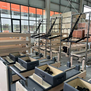Réformateur de Pilates en érable <span class=keywords><strong>classique</strong></span> avec tour pour exercice de fitness pour Pilates Studio demi-trapèze pour l'entraînement du corps de base - Product Image 1
