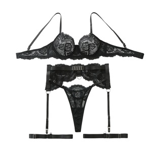 <span class=keywords><strong>Ensemble</strong></span> soutien-gorge <span class=keywords><strong>et</strong></span> culotte en dentelle transparente avec bretelles à boucles métalliques, lingerie sexy pour femmes, costume érotique pour jeux en chambre - Product Image 6