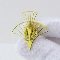 Broche personnalisée en métal émaillé ajourée, motif plante, feuille verte florale, cadeau culturel, épinglette commémorative sur mesure