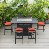 Gartenmöbel Aluminium Esstisch und Bank Set mit Feuerstelle Tisch 6-Sitzer Outdoor Dining Set Moderner Tisch und Stühle