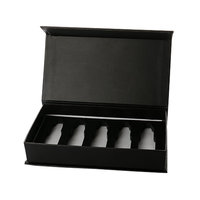 Enveloppe de luxe personnalisée de luxe avec fermeture magnétique et rabat Boîtes magnétiques d'emballage en carton rigide Boîte cadeau en papier noir mat pour les vacances