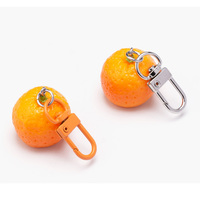 Schattig 3D Mandarijn Sinaasappel Karabijnhaak Sleutelhanger Plastic Fruit Hangertje Tas Charm Groothandel UV Gedrukt Aangepast Logo Modeaccessoire