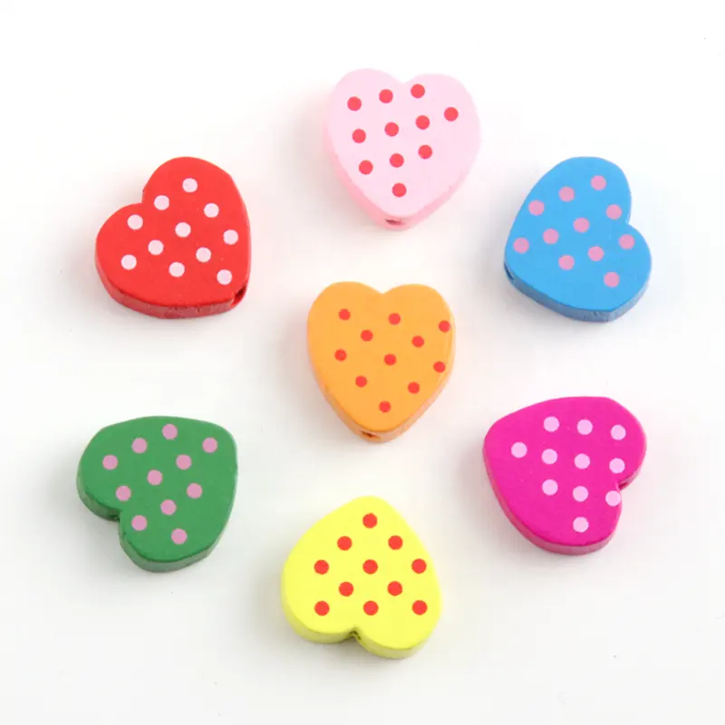 Serie a colori misti a forma di cuore in legno, decorazione di perline artigianali fai da te per bambini ecologici, accessori con perline a mano