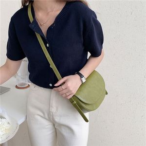 Sac à bandoulière semi-circulaire en cuir PU végétalien coréen pour femme, petit sac messager à rabat, vente en gros - Product Image 2