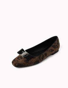 <span class=keywords><strong>China</strong></span> Fábrica de Sapatos Femininos Atacado Andando Estilo Macio Mulheres Designer de Marca Toe quadrado Impressões Animais Low Heeled <span class=keywords><strong>Flats</strong></span> Senhoras - Product Image 1