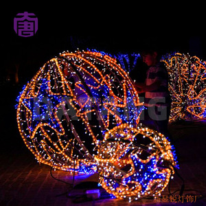 3D Metal Frame Outdoor Lighted Christmas <b>Ball</b> IP65 Waterproof Street Landscape Decor - Product Image 3