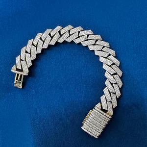 Pulsera Cubana Hip Hop Completamente Engastada con Diamantes Moissanite VVS de 18MM, Chapada en Oro sobre Plata de Ley 925, con Certificado GRA - Product Image 4