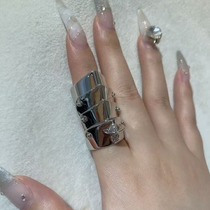 <span class=keywords><strong>Anillo</strong></span> <span class=keywords><strong>de</strong></span> Armadura <span class=keywords><strong>de</strong></span> Saturno <span class=keywords><strong>de</strong></span> Cuatro Secciones Chapado en Oro Versión <span class=keywords><strong>NANA</strong></span> <span class=keywords><strong>de</strong></span> Alta Calidad <span class=keywords><strong>de</strong></span> la Reina Madre Xizi, Joyería para Parejas, Personaje Femenino <span class=keywords><strong>de</strong></span> <span class=keywords><strong>Anime</strong></span> - Product Image 4