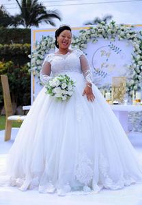 S3935R 2024 New <b>White</b> Lace Round Neck Lace-Up Wedding Dress Bridal Gown - Product Image 3