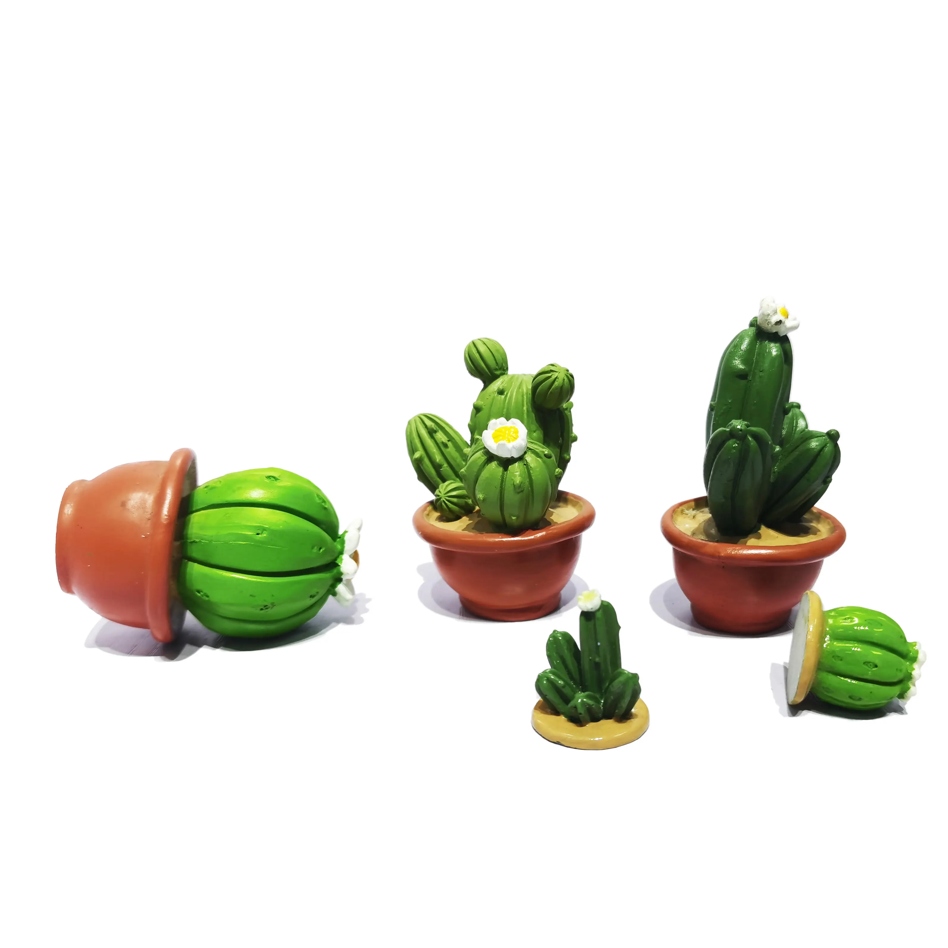 Decoración de mesa de la miniatura Jardín de hadas de resina arte artesanía Mini planta de cactus para la escuela escultura de enseñanza