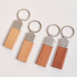 Porte-clés en bois gravable au laser, écologique, vierge, cadeau de mariage durable, idéal pour la vente en gros - Product Image 1
